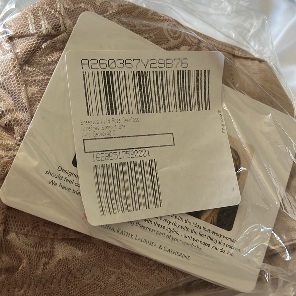 Breezies Wild Rose Seamless Wirefree Support Bra WARM BEIGE 40C INCLUDES 2 NEW!! - Picture 4 of 5